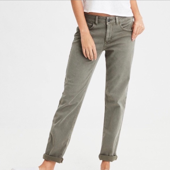 American Eagle Outfitters Denim - American Eagle army green Tomboy pants jeans